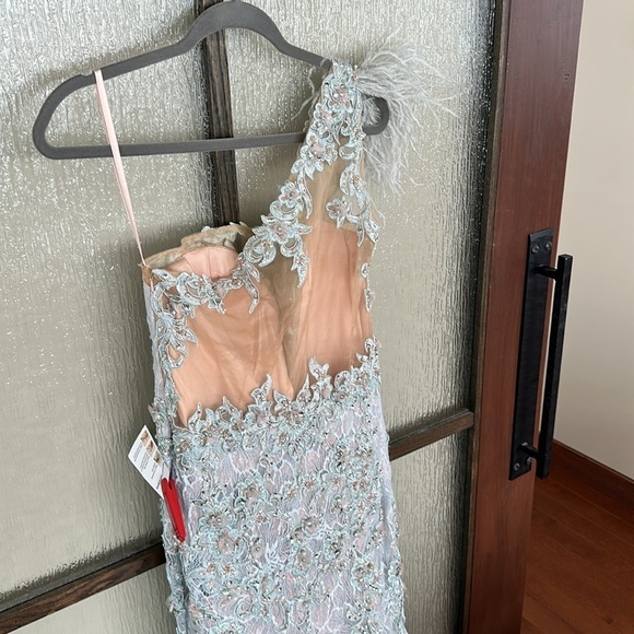 MAC DUGGAL 79264 EMBROIDERED FEATHERED ONE SHOULDER CRYSTAL BLUE GOWN 10NEW $998 - Picture 16 of 17
